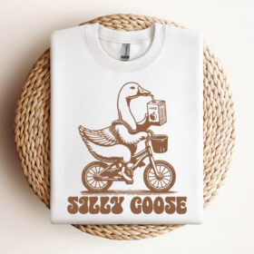 Silly Goose SVG Goose Funny SVG Digital Design For T Shirts Stickers Tote Bags Vintage SVG Design